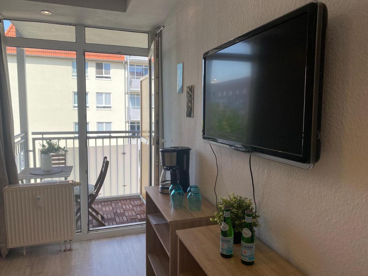 Charming - Balcony - Wifi - Kitchen Apartment *